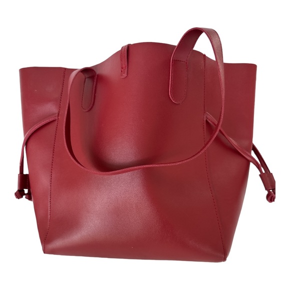 Red vegan leather shoulder Bag tote - Picture 4 of 6